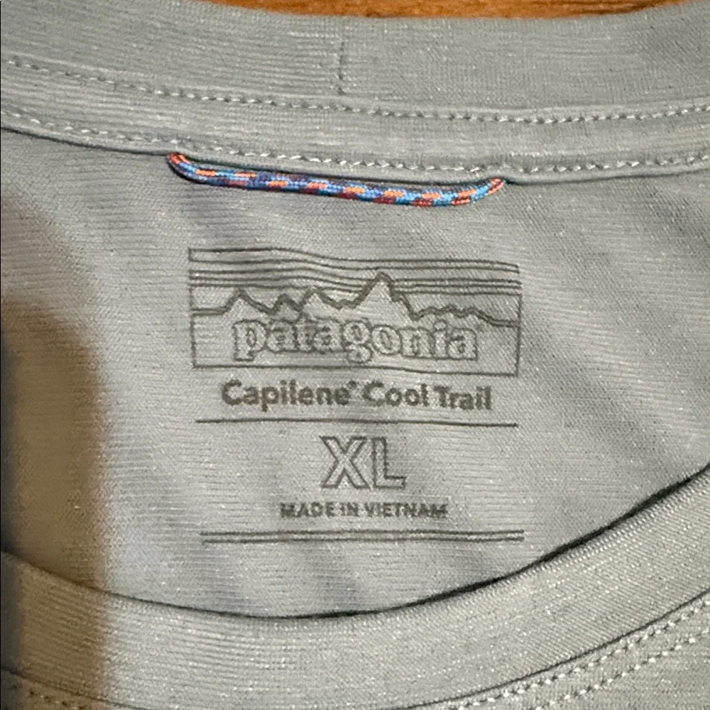 Patagonia Men's Light Blue Crewneck Sweater